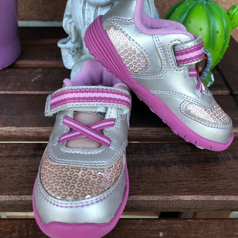 New Stride Rite toddler sneakers
